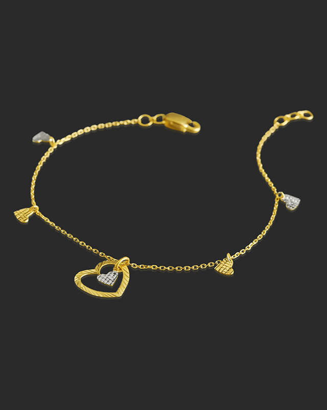 Amor 22Kt Gold Matching Set, Charm Bracelet