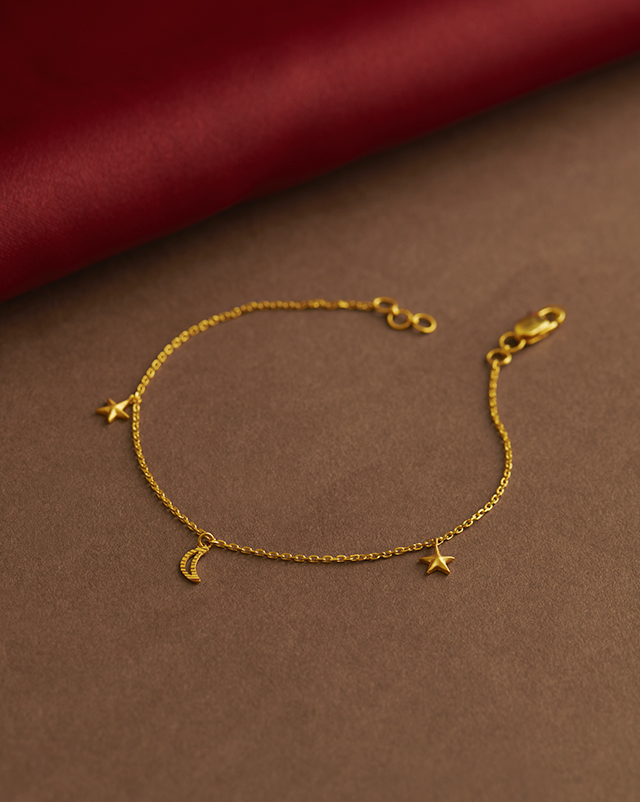 Sanya 22Kt Gold Matching Set, Charm Bracelet