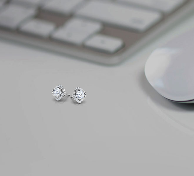 Solitaire Earrings 18 Karat White Gold Anora Solitaire Stud Earrings