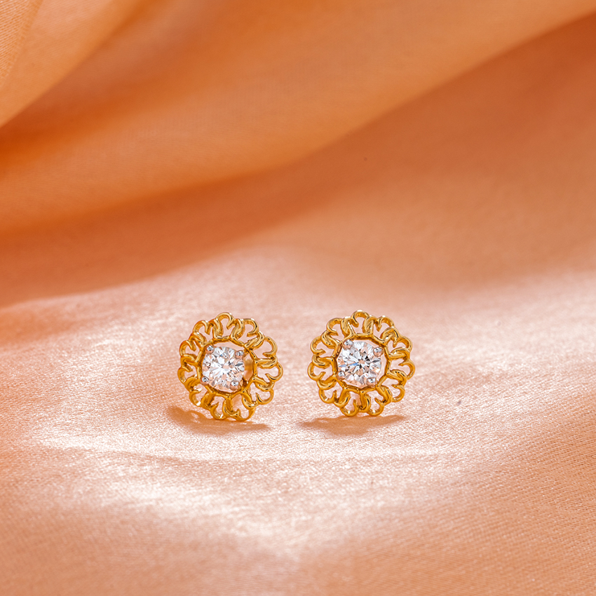 Delightful Solitaire Stud Earrings