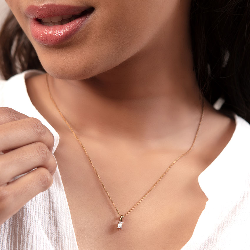 Solitaire Pendants 18 Karat Yellow Gold Glimmer Emerald Cut Solitaire Pendant