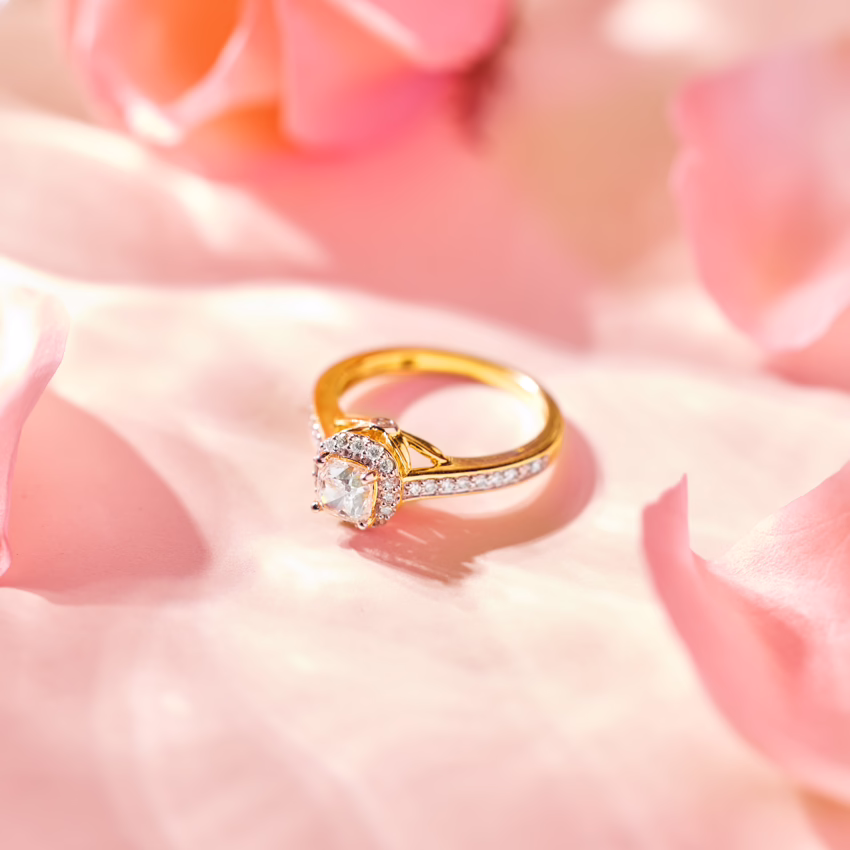 Solitaire Rings 14 Karat Yellow Gold Queen of Diamonds Solitaire Ring