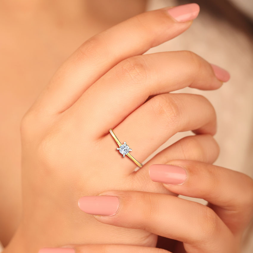 Keya Classic Solitaire Ring