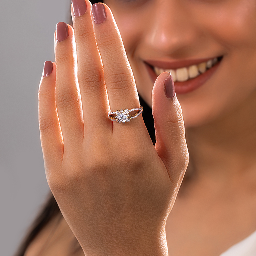 Gloria Solitaire Ring