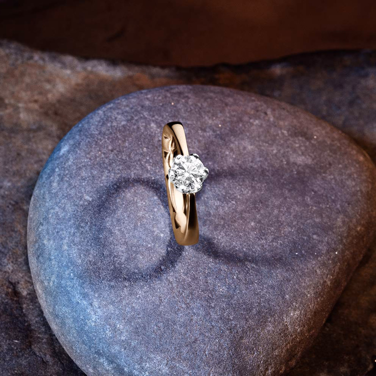 Solitaire Rings 18 Karat Rose Gold Berina Solitaire Ring