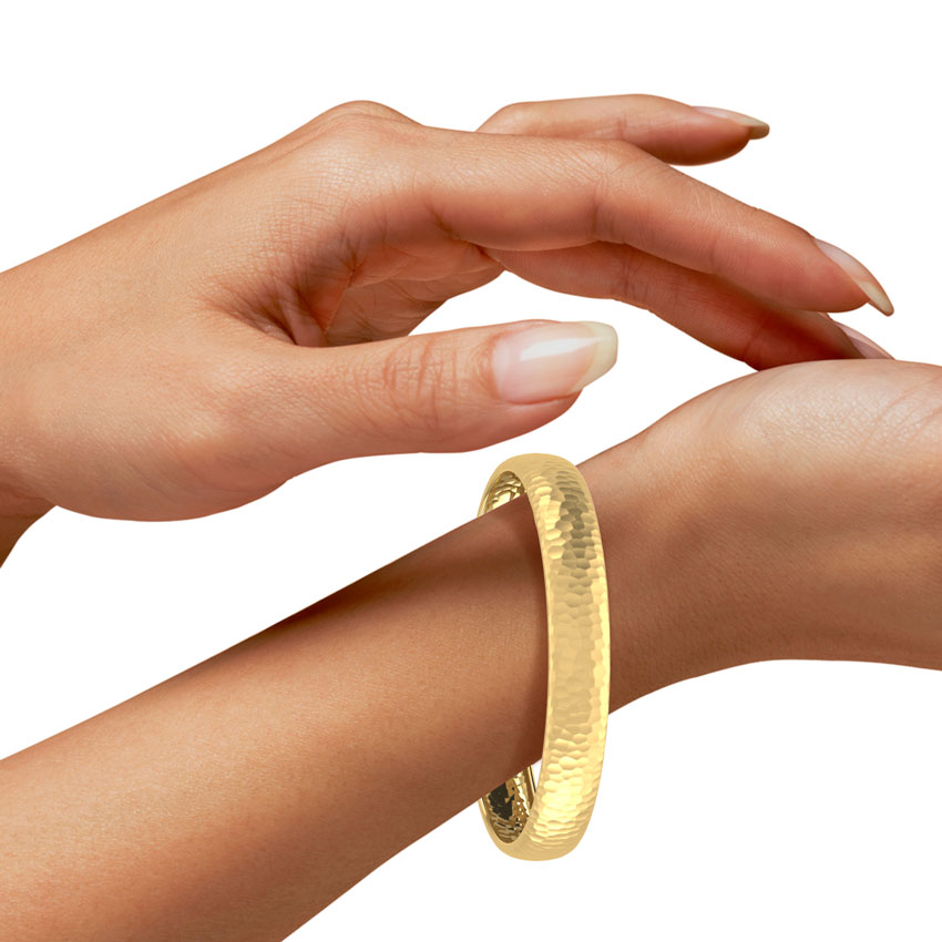 Ofelia Hammered Bangle
