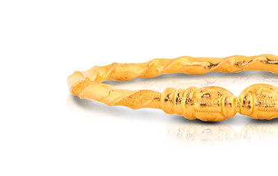 Aruvi Crafted Gold Bangle