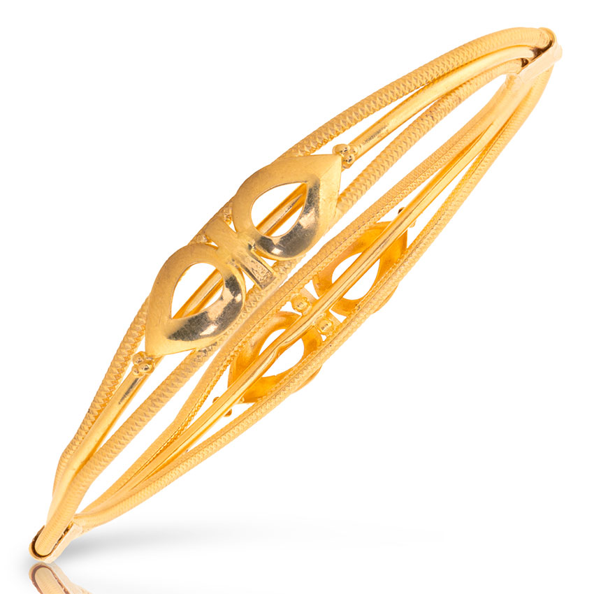 Bela Leaf Gold Bangle