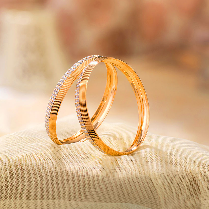 Three-Tone Pattern Gold Bangle Three-Tone Pattern Gold Bangle