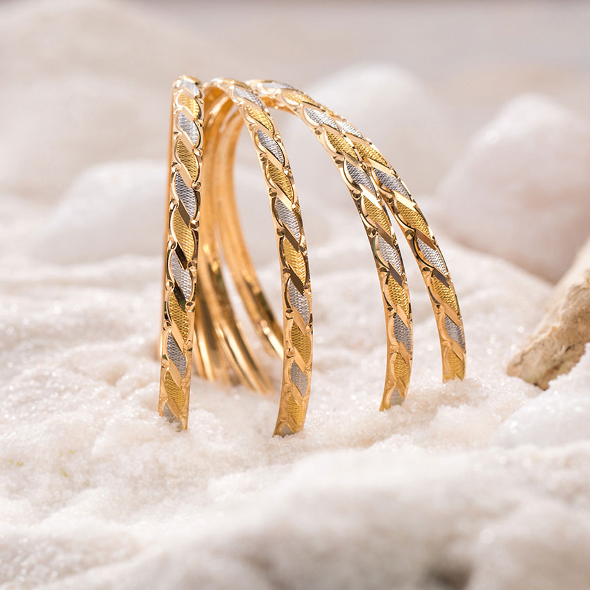 Curvy Deco Gold Bangle Set of 2