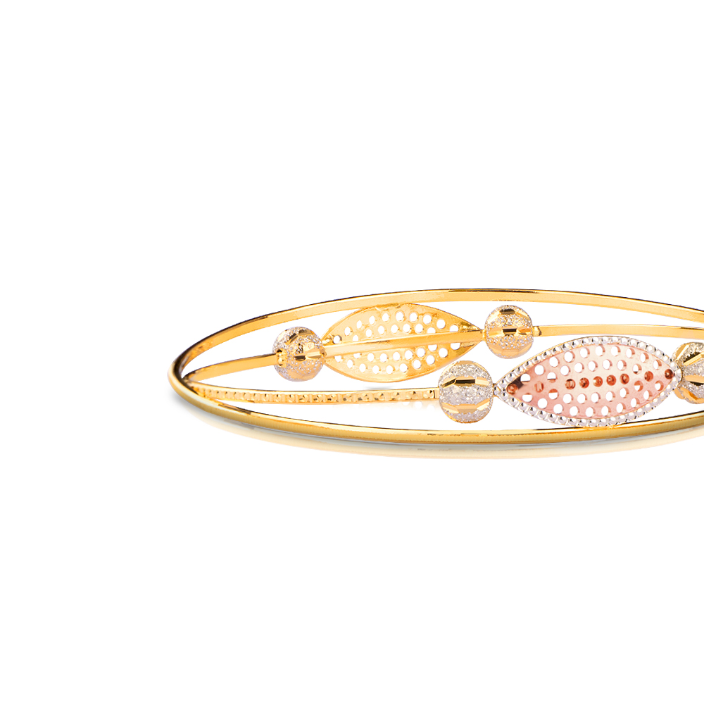 Radya Gold Bangle