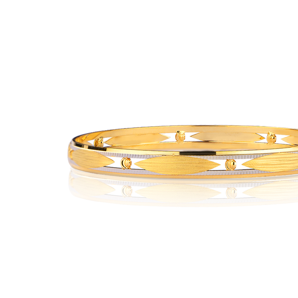 Daani Gold Bangle