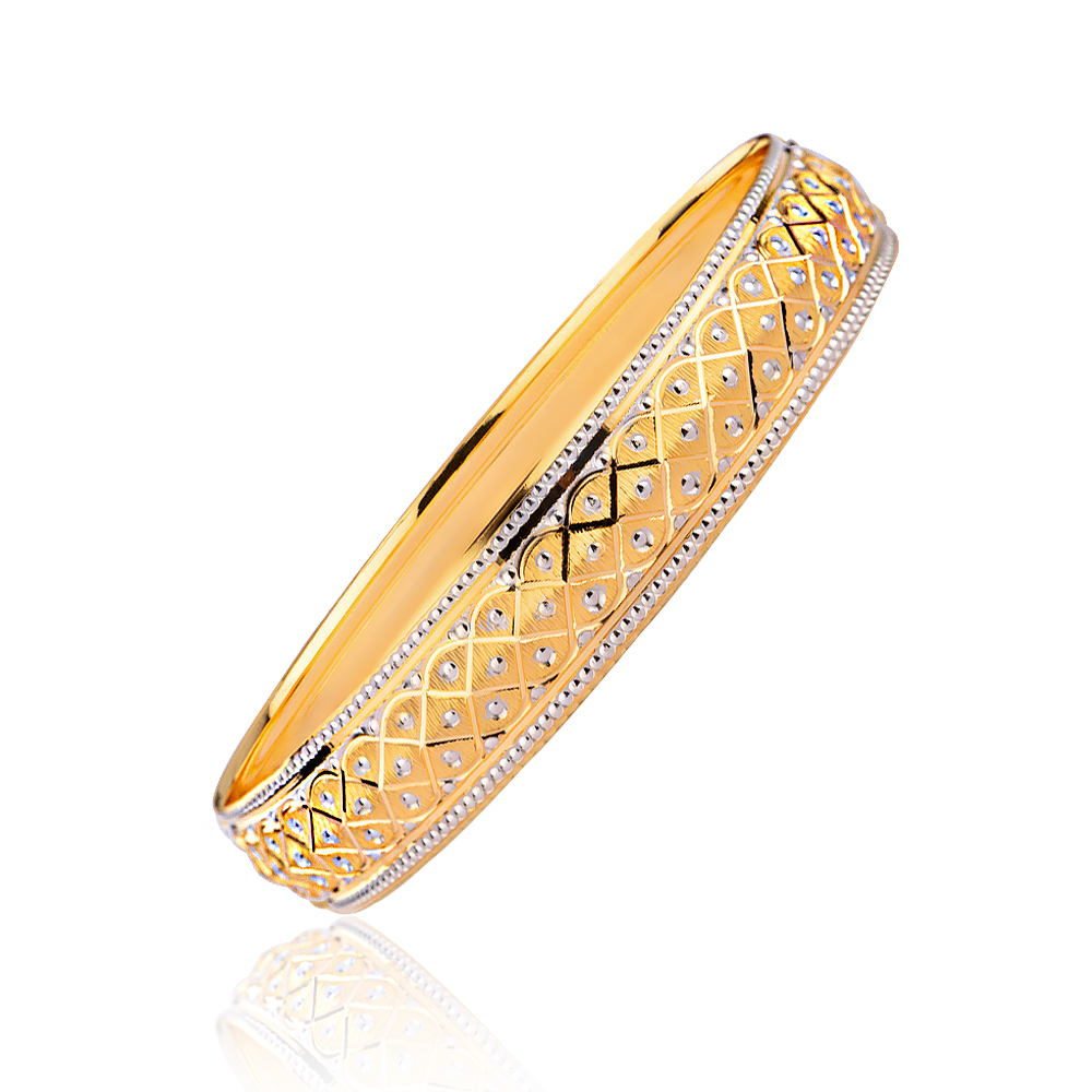 Rupsa Gold Bangle