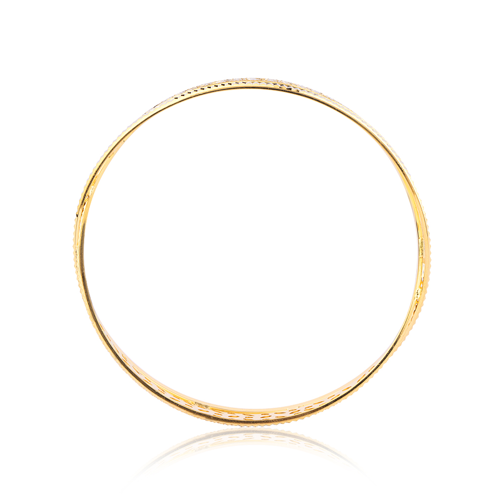 Bella Gold Bangle
