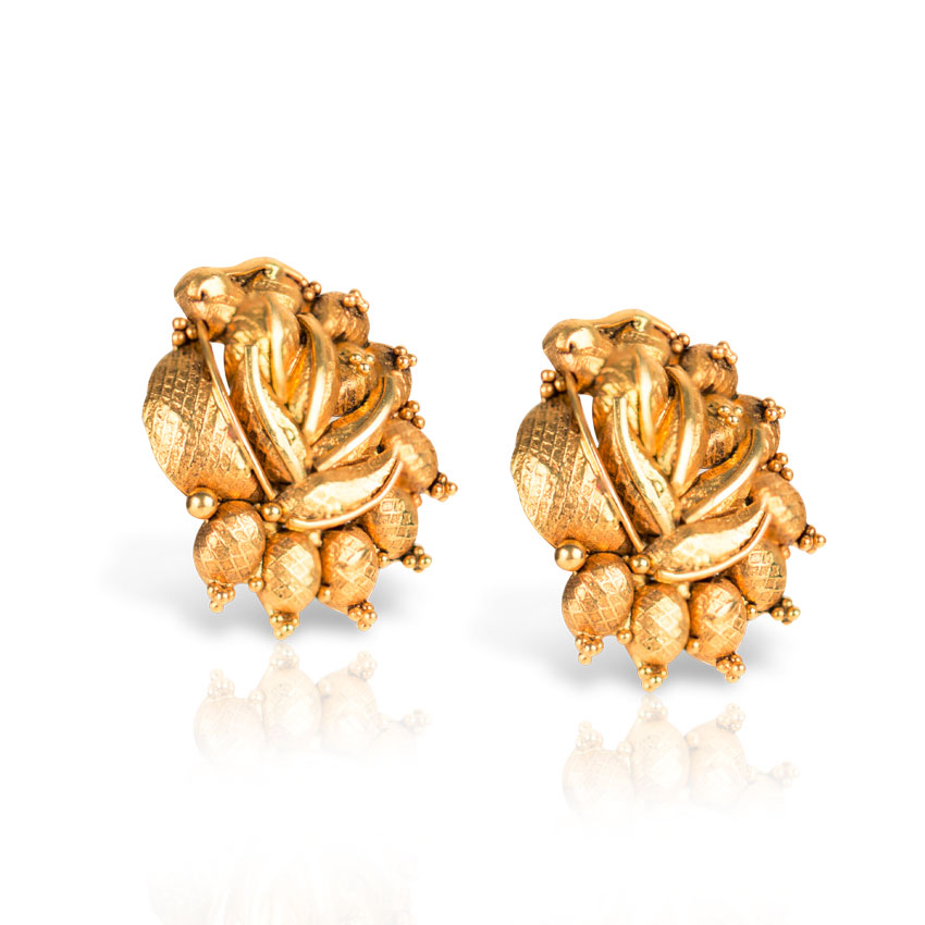 Arrosa Beaded Stud Earrings