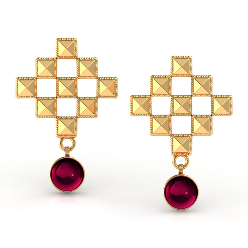Faceted Grid Gold Stud Earrings
