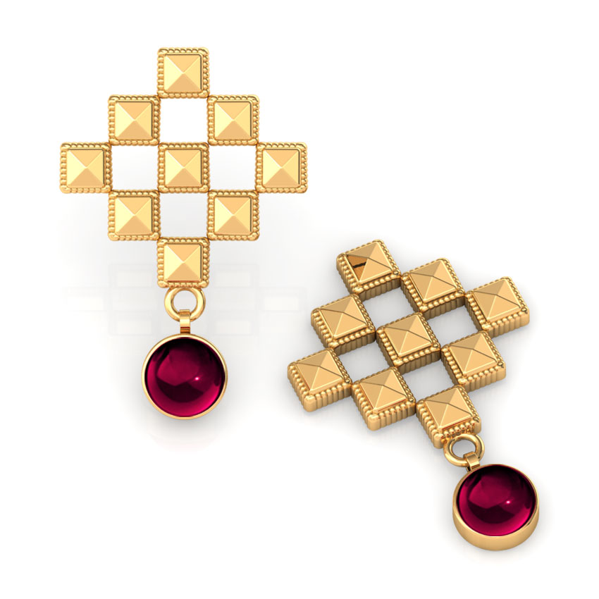 Faceted Grid Gold Stud Earrings