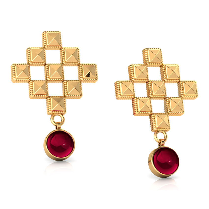 Faceted Grid Gold Stud Earrings