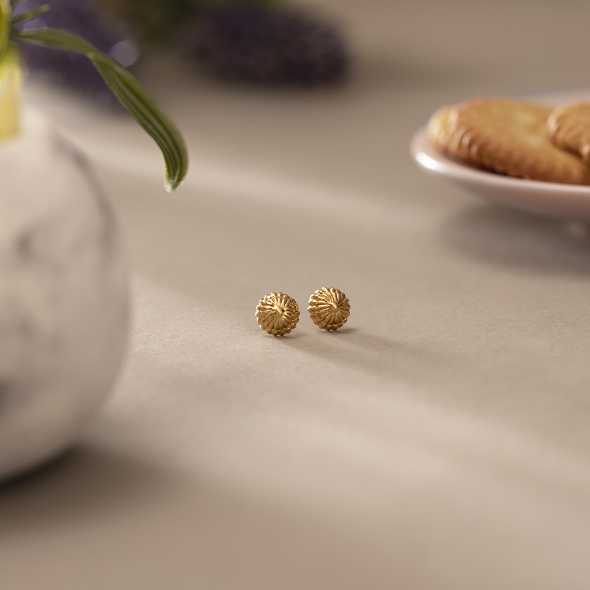 Gold Earrings 18 Karat Yellow Gold Pankhuri Bloom Gold Stud Earrings