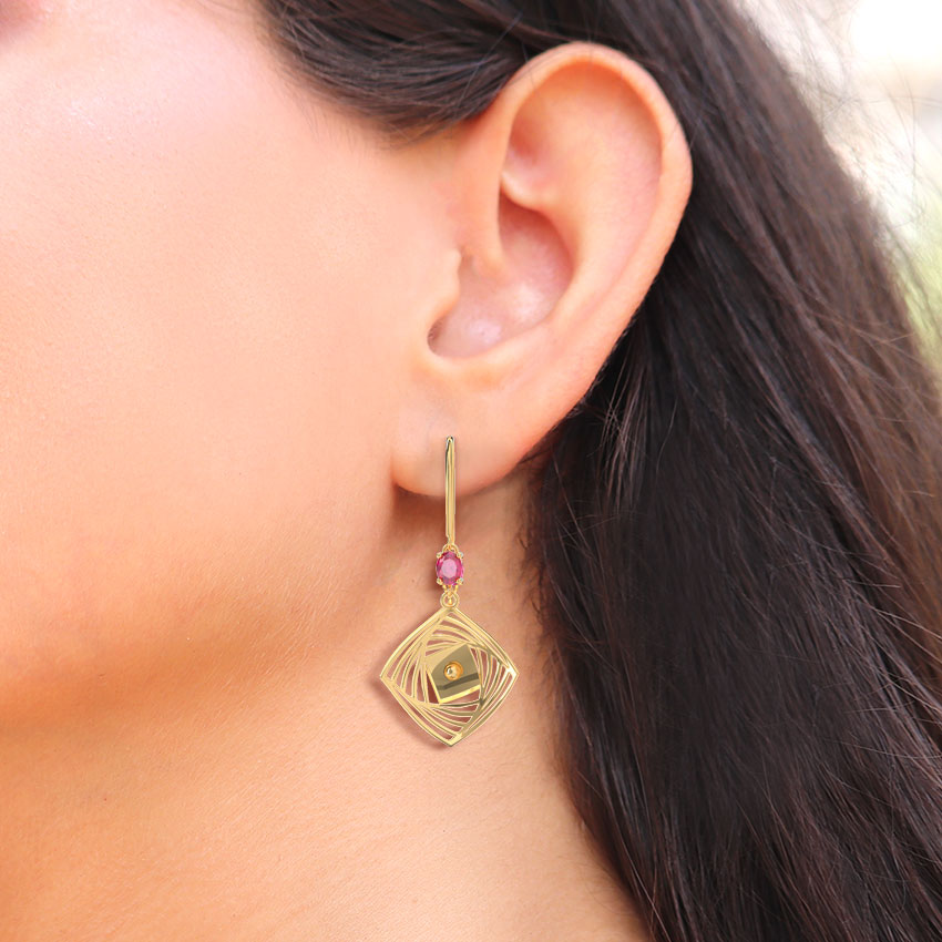 Maze Cutout Drop Earrings