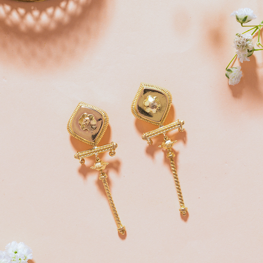 Gold Earrings 18 Karat Yellow Gold Kalki Gold Drop Earrings