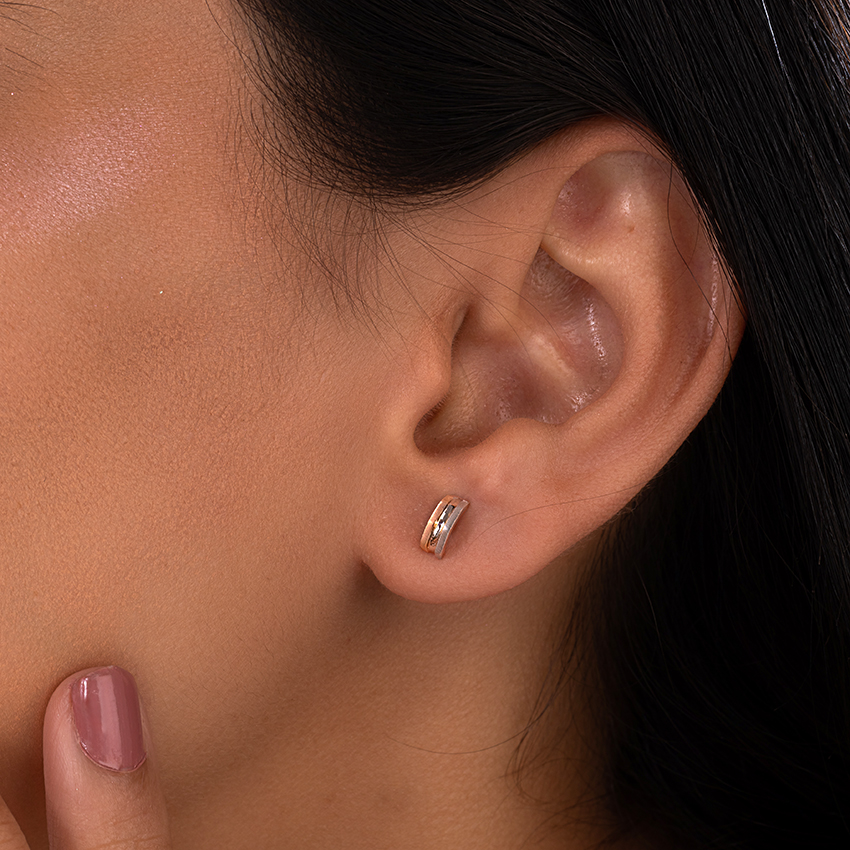 Gold Earrings Platinum 950, 18 Karat Two Tone Gold Classic Linear Platinum Stud Earrings