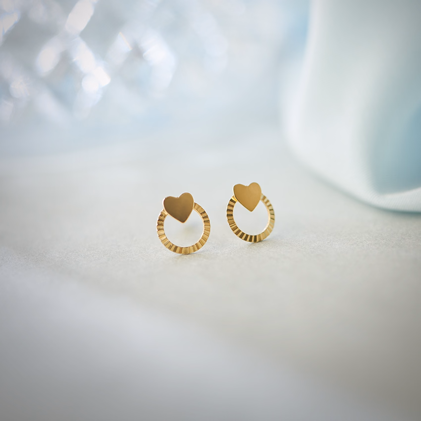 Gold Earrings 14 Karat Yellow Gold Round Heart Earring