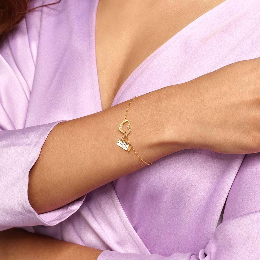 Mukti Roll Camera Action Gold Charm Mukti Roll Camera Action Gold Charm