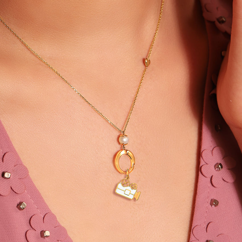 Mukti Roll Camera Action Gold Charm Mukti Roll Camera Action Gold Charm