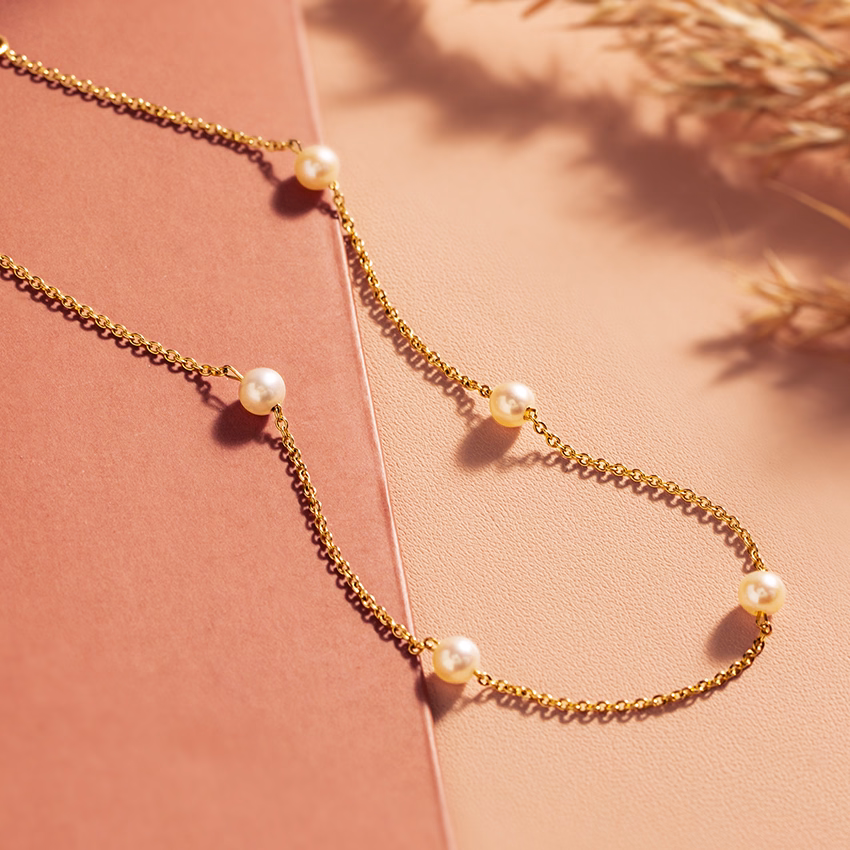 Gemstone Necklaces 18 Karat Rose Gold Assemble Pearl Station Necklace