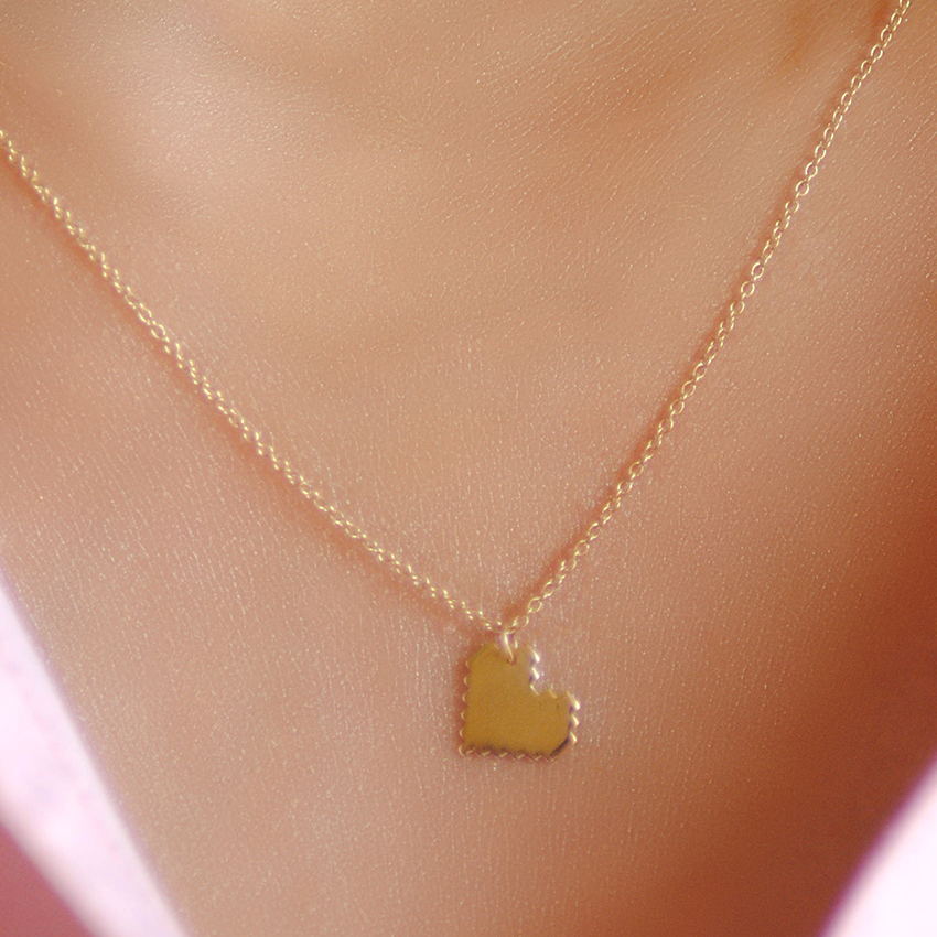 Classic Edgy Heart Gold Necklace