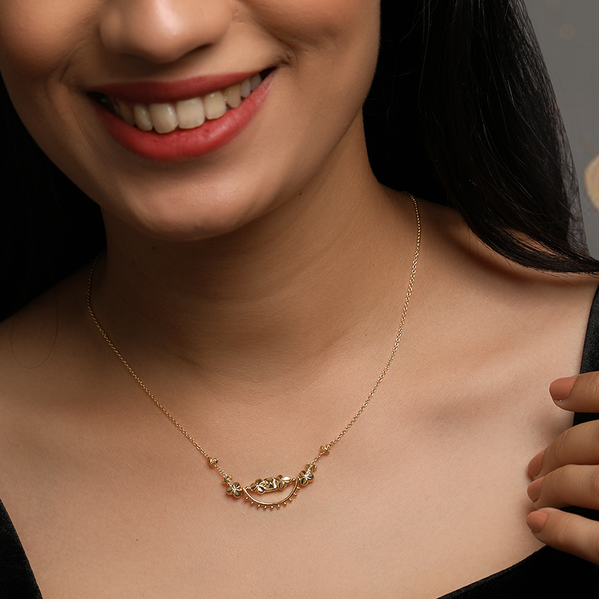 Shifa Gold Necklace