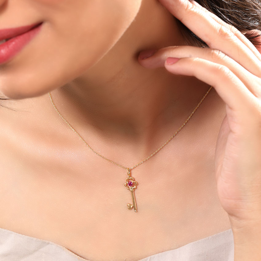 Garnet Floret Gemstone Key Necklace