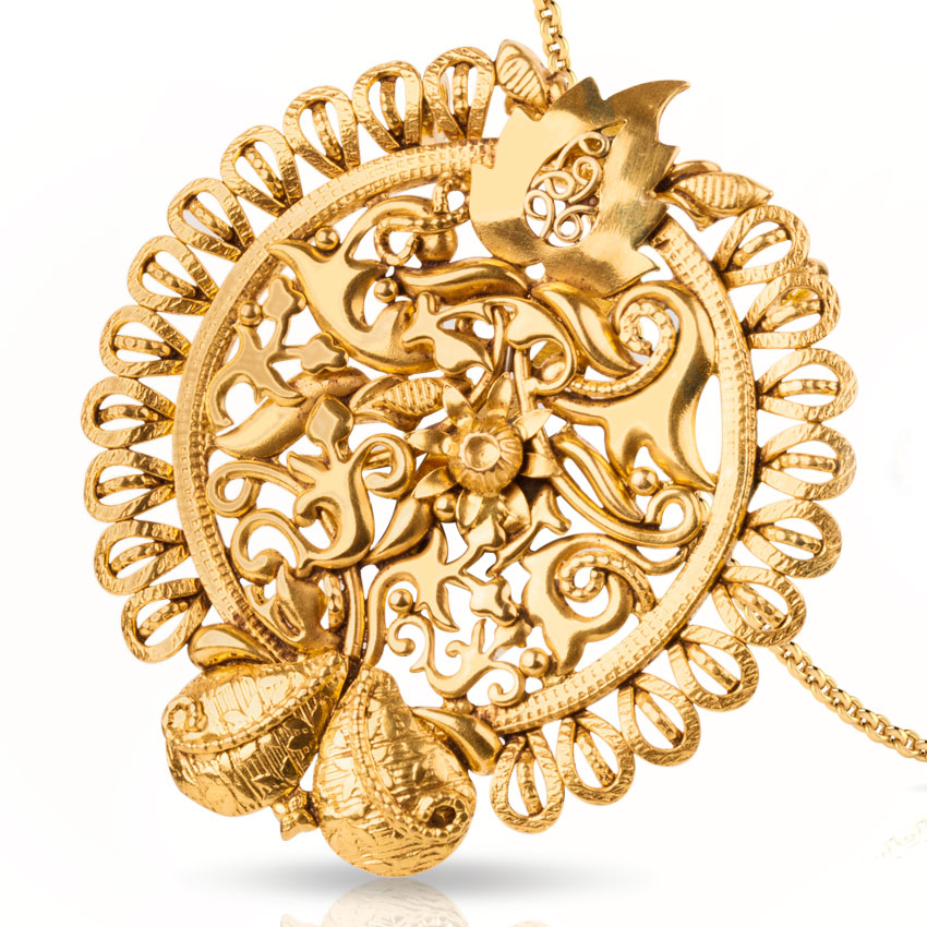 Maylea Leafy Pendant