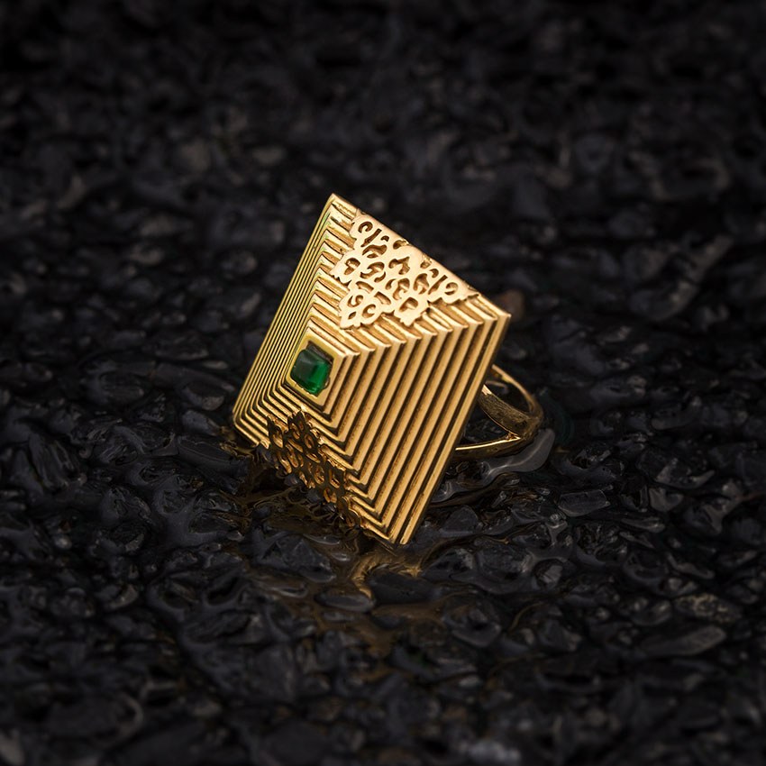 Gemstone Rings 22 Karat Yellow Gold Square Deco Gold Ring