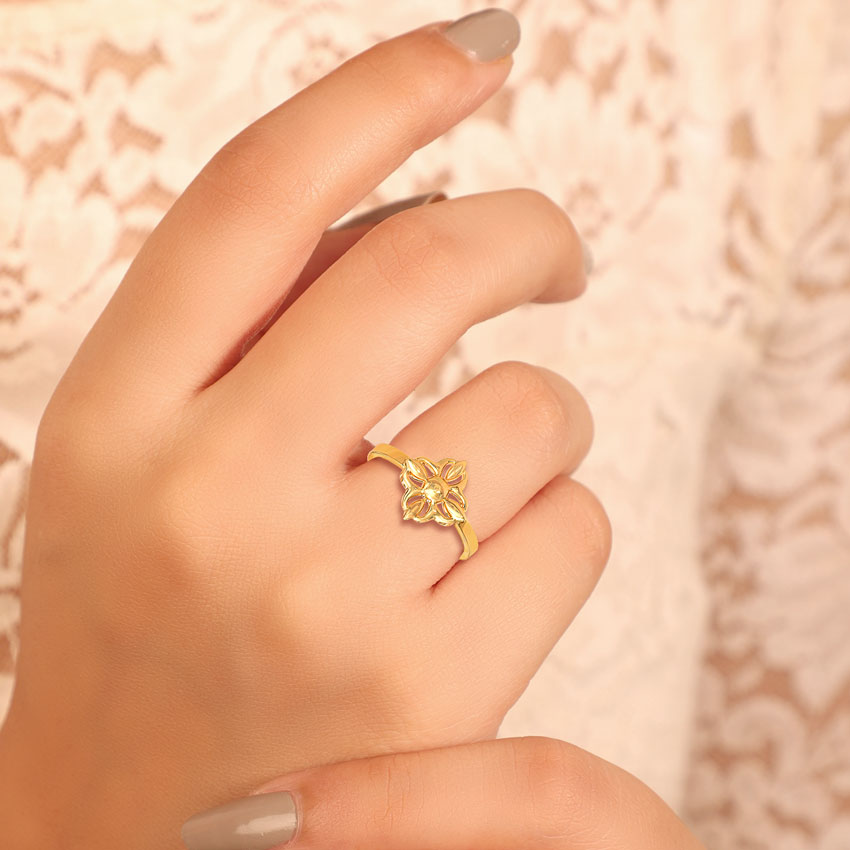 Ornate Gold Ring Ornate Gold Ring