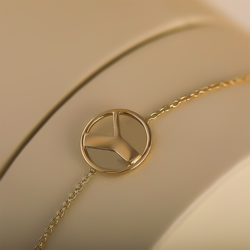 Artsy Gold Alphabet Y Bracelet Artsy Gold Alphabet Y Bracelet