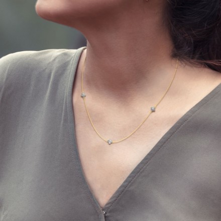 Clover Fine Line Necklace