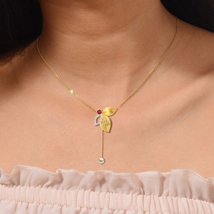 Graceful Leaflet Necklace