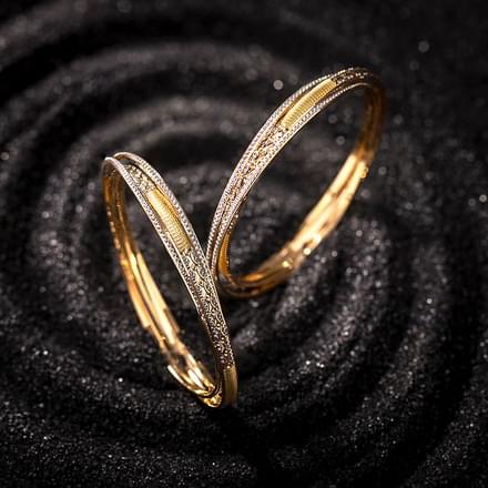 Deco Pattern Gold Bangle