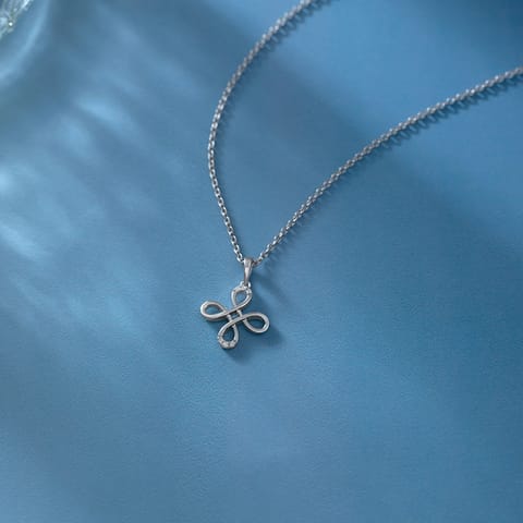 Gleaming Symmetric 925 Silver Diamond Necklace Gleaming Symmetric 925 Silver Diamond Necklace