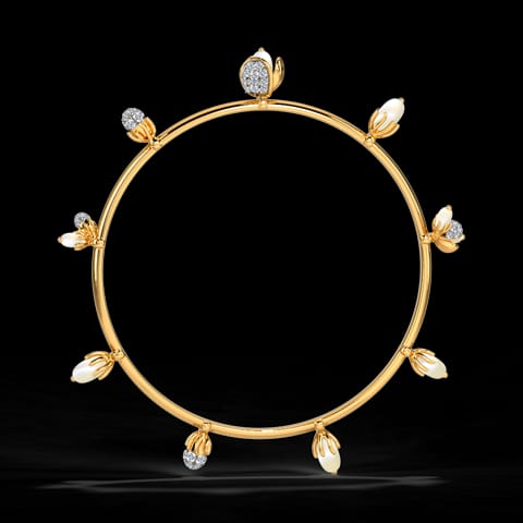 Swaying Pearl Bangle