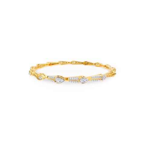 Sleek Curve Diamond Bangle Sleek Curve Diamond Bangle