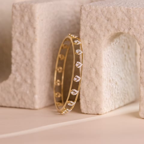 Luminous Leaf Diamond Bangle