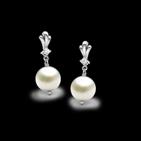 Simple Pearl Drop Earrings