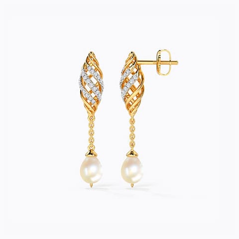 Alza Pearl Drop Earrings