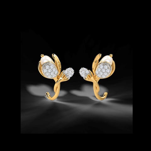 Mehek Pearl Hoop Earrings