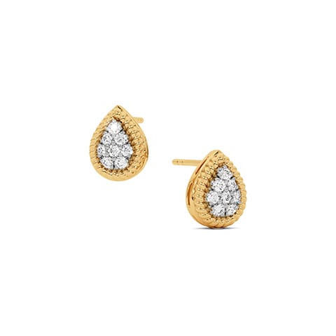 Classy Diamond Stud Earrings