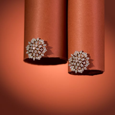 Clustered Eclat Diamond Stud Earrings