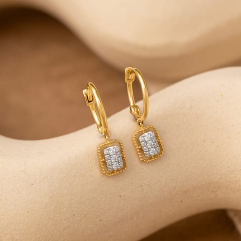 Swaying Ocvate Diamond Hoop Earrings
